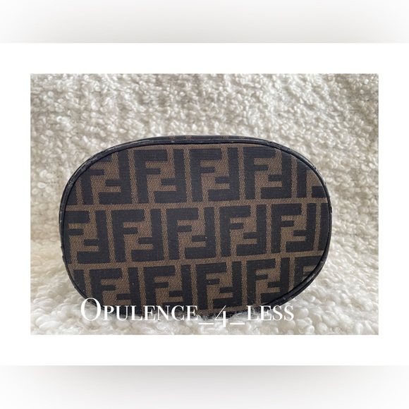 Fendi Monogram Handbag - Picture 4 of 9